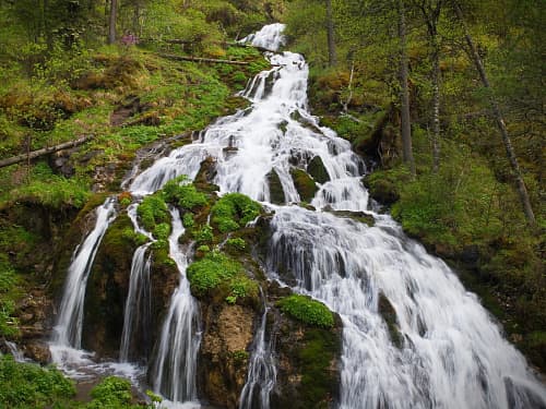 Емурлинский водопад